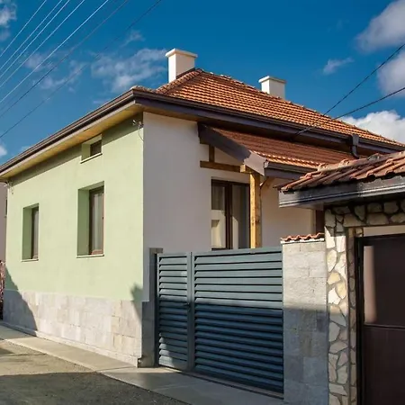 Green Villa Saparevo Exterior photo