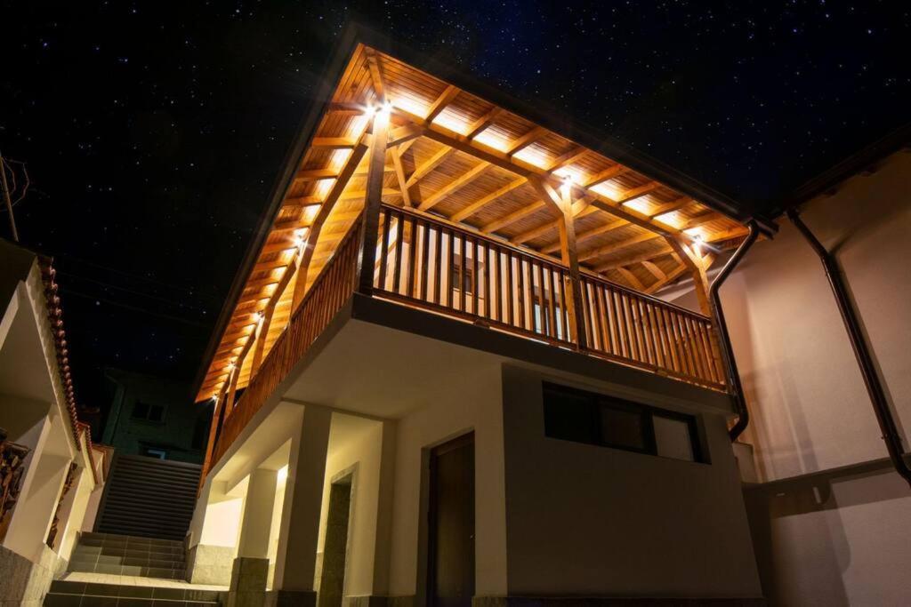 Green Villa *