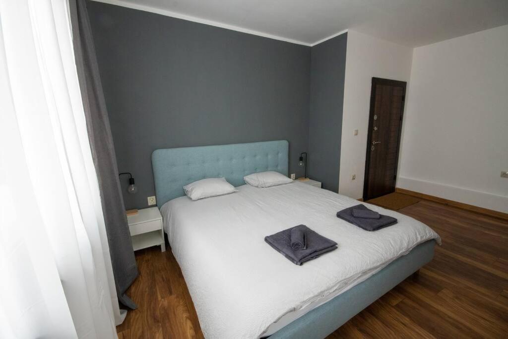 Green Villa *